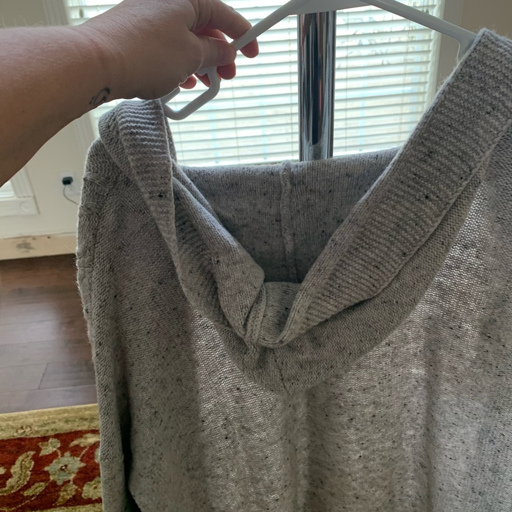 Cardigan - Picture 2 of 2